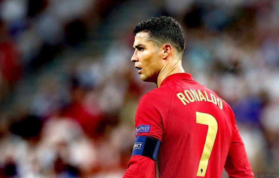 在于他对足 在于他对足