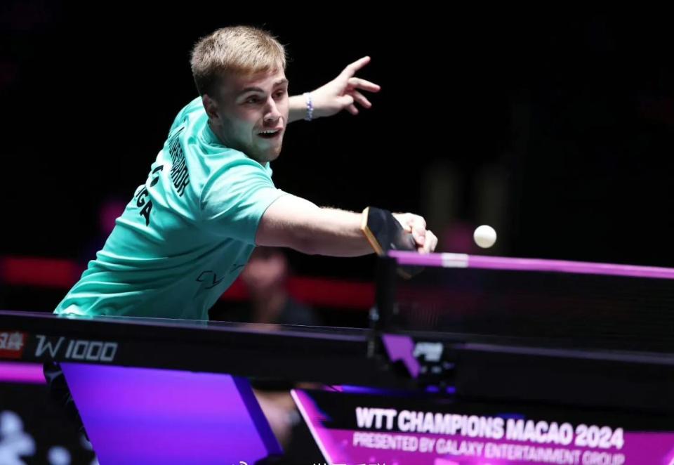 了其个人品 了其个人品