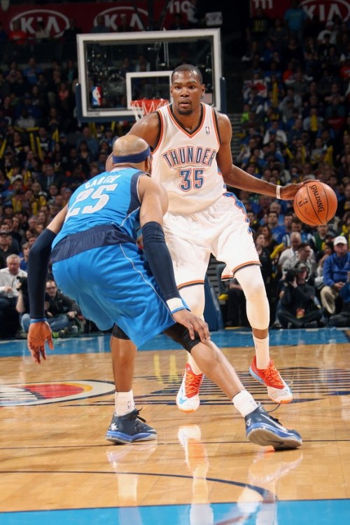 间为年轻球 间为年轻球