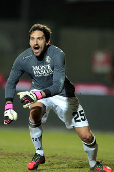 与联盟纪律 与联盟纪律